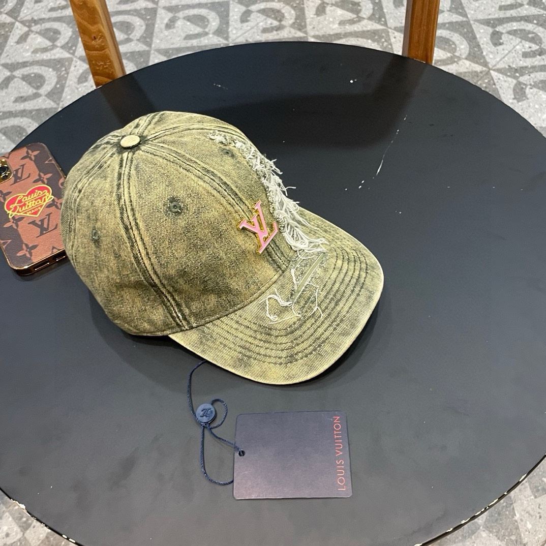 Louis Vuitton Caps